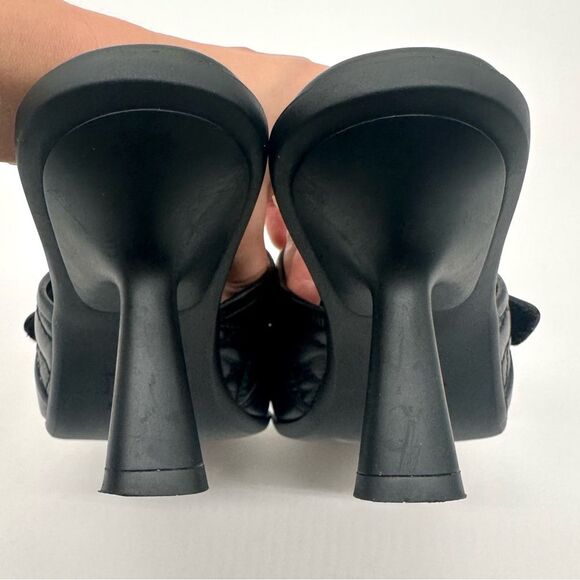 CHRISTIAN DIOR  Quilted Dio(r)evolution 80mm Slide Sandals 37 Black Leather EU37 - Picture 10 of 11